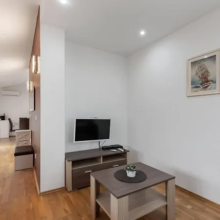 公寓 Penthouse Milda 4 Up To 6 Guests, *