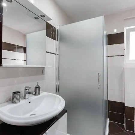 Penthouse Milda 4 Up To 6 Guests,
